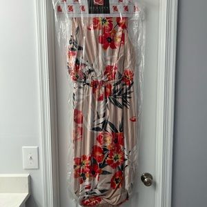 Adrianna Papell Maxi dress